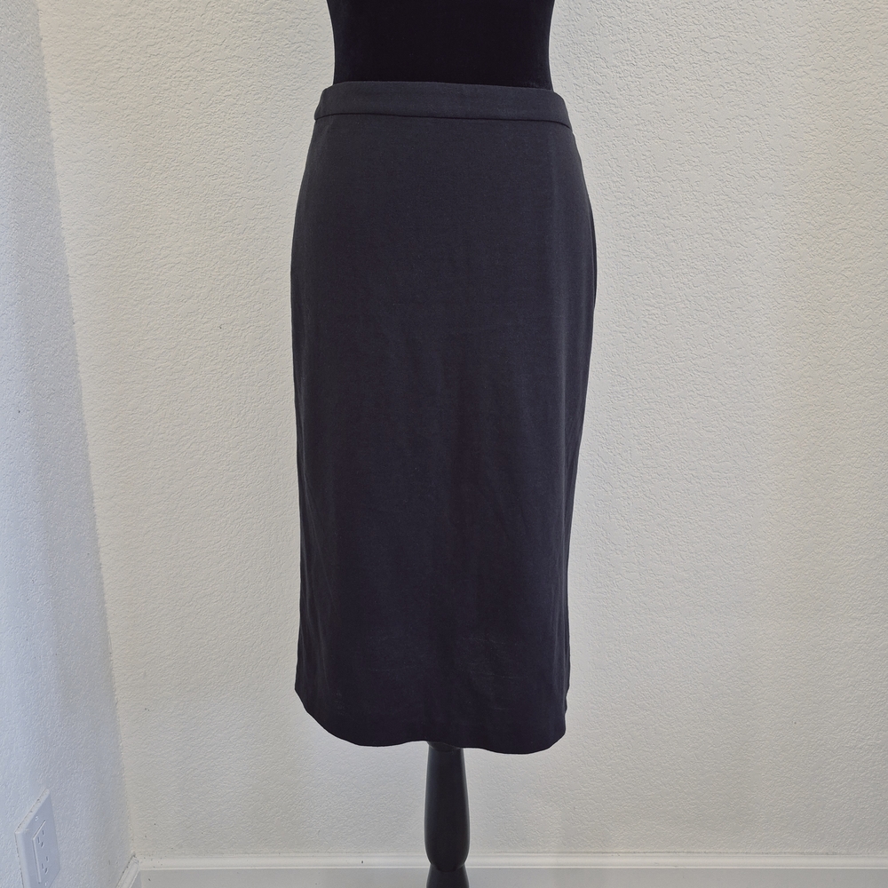 Classic Black Pencil Skirt - Women's